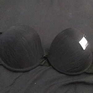40 c black bra